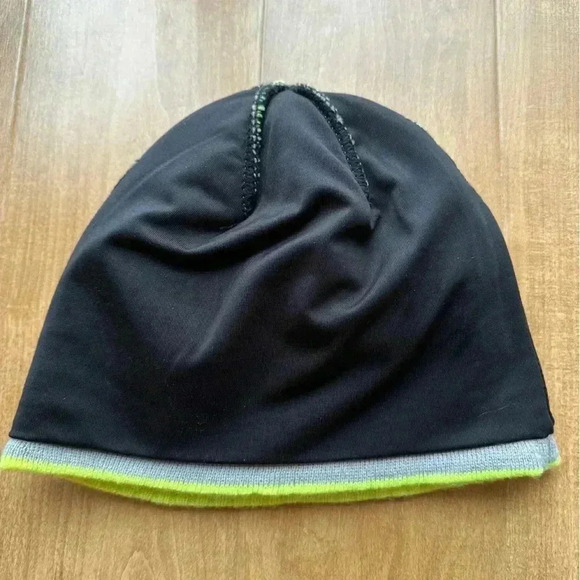 Champion Neon Green Crochet Outdoor Running Athleisure Beanie, OS - Picture 7 of 15